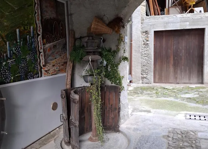 Casa Al Torchio * 손드리오